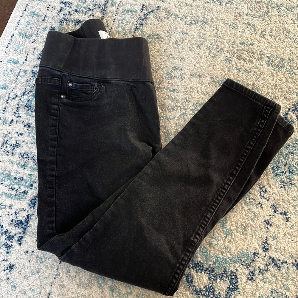 Asos maternity under bump jegging. US 4